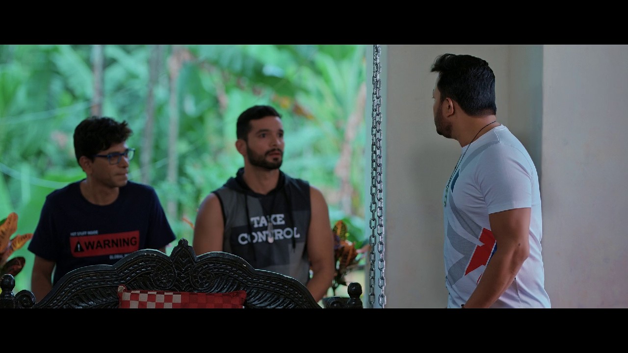 Gaalipata 2 (2022) WEB-DL Hindi 1080p X264 AVC AAC 2.0 ESub CineVood.mkv.0000